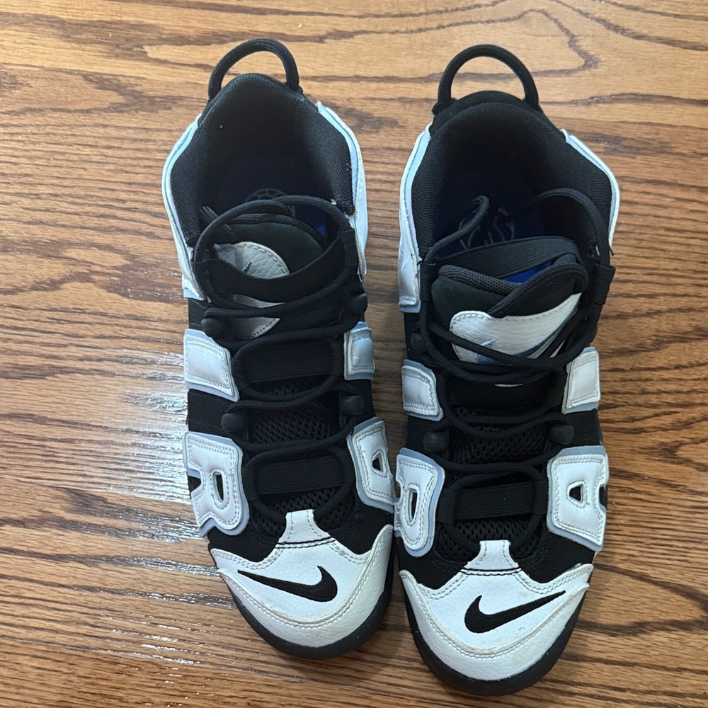 Nike Black and White Athletic Shoes